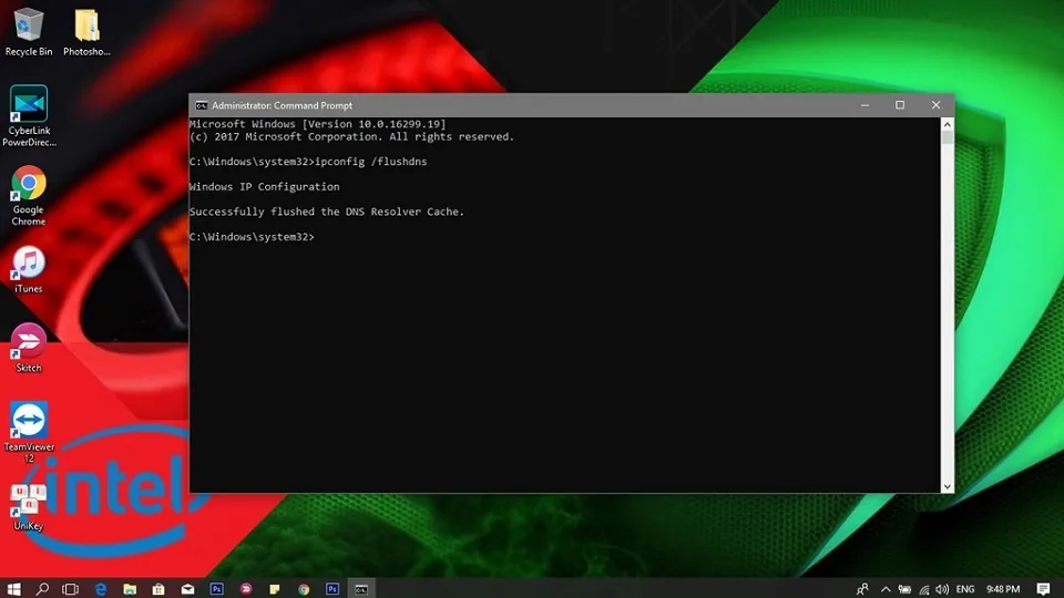 Màn hình CMD hiển thị thông báo "Successfully flushed DNS Resolver Cache" sau khi thực hiện lệnh ipconfig /flushdns