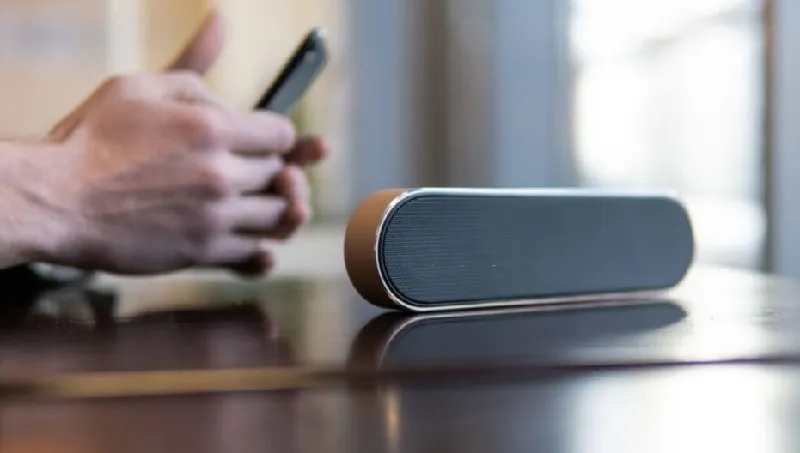 Hình ảnh minh họa một số lỗi thường gặp khi kết nối loa Bluetooth với máy tính Windows 10 và MacBook