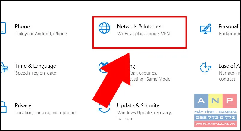 Màn hình kiểm tra trạng thái kết nối Ethernet trong phần Network &amp; Internet Settings trên Windows 10