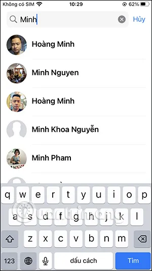 Sử dụng chức năng tìm kiếm để định vị đoạn chat đã lưu trữ