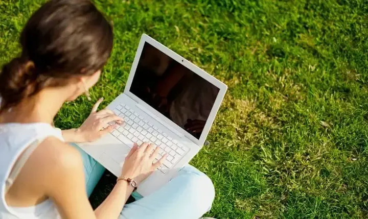 Hậu quả của việc tắt nguồn cây máy tính sai cách, bảo vệ dữ liệu và phần cứng