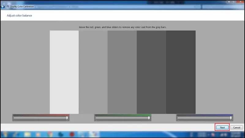 Điều chỉnh mức sáng của ba màu cơ bản Đỏ Xanh Dương Xanh Lá (RGB) bằng thanh trượt