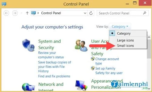 Mở Control Panel và chọn chế độ hiển thị Small icons trên Windows 8