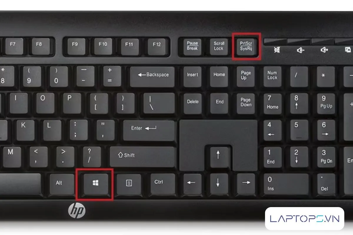 Phím tắt PrtSc trên bàn phím PC giúp người dùng thực hiện cách chụp màn hình máy tính pc nhanh chóng