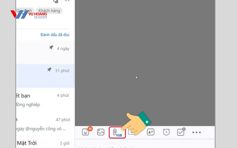 Chọn biểu tượng đính kèm file (hình chiếc kẹp giấy) trên Zalo máy tính