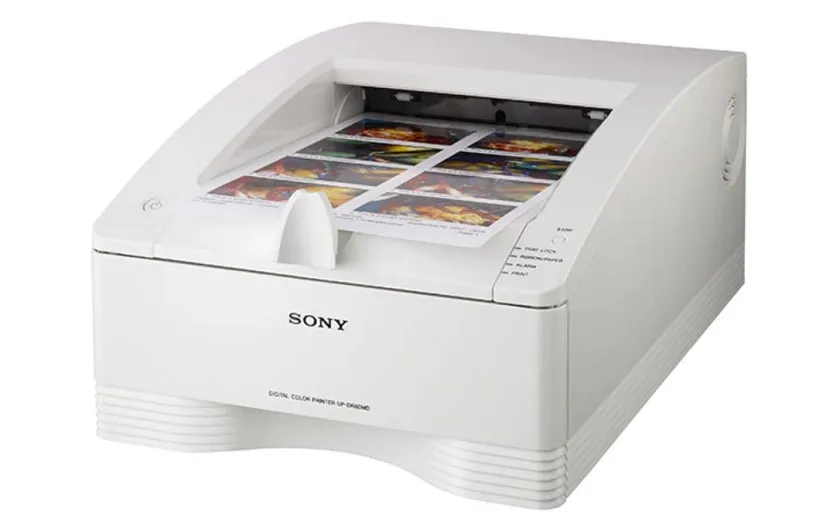 Chọn vị trí đặt máy in bằng phẳng, sạch sẽ và đảm bảo dây cáp không bị rối