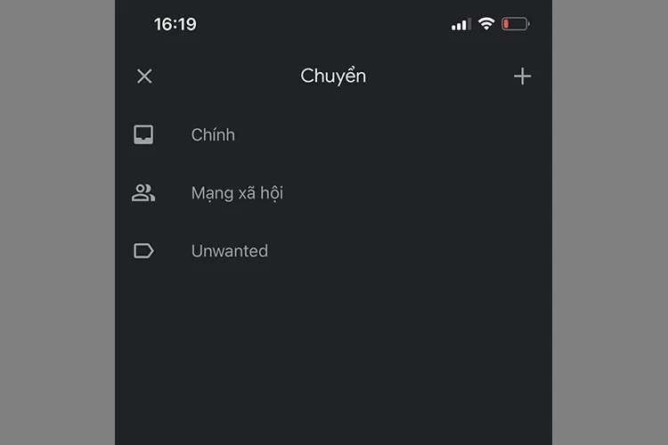 Chọn vị trí đích mong muốn, ví dụ Hộp thư đến, để hoàn tất quy trình khôi phục email đã xóa trên di động.