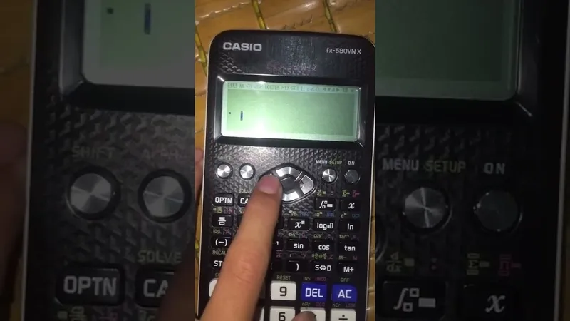 Thao tác bấm Shift và FACT để kích hoạt chế độ phân tích thừa số nguyên tố, chuẩn bị cho game rắn săn mồi