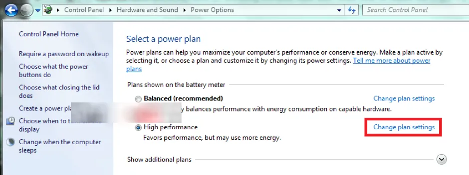 Mở Power Options trên Control Panel để thiết lập chế độ thay đổi độ sáng màn hình tự động