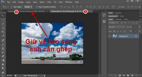 Kéo thả layer ảnh mây từ file nguồn sang ảnh gốc trong Photoshop