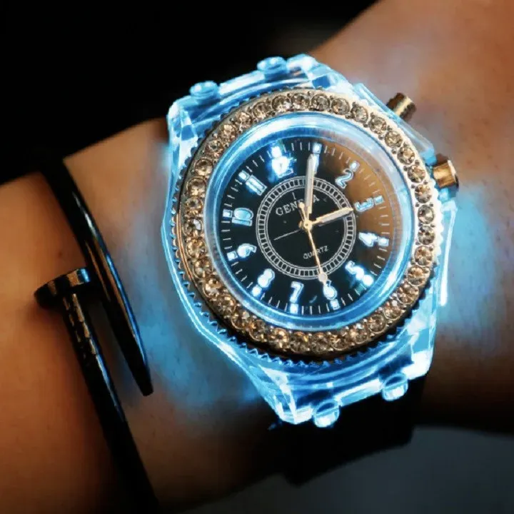 Màn hình hiển thị cú pháp tính tích phân xác định trên máy tính Casio FX-570VN PLUS.