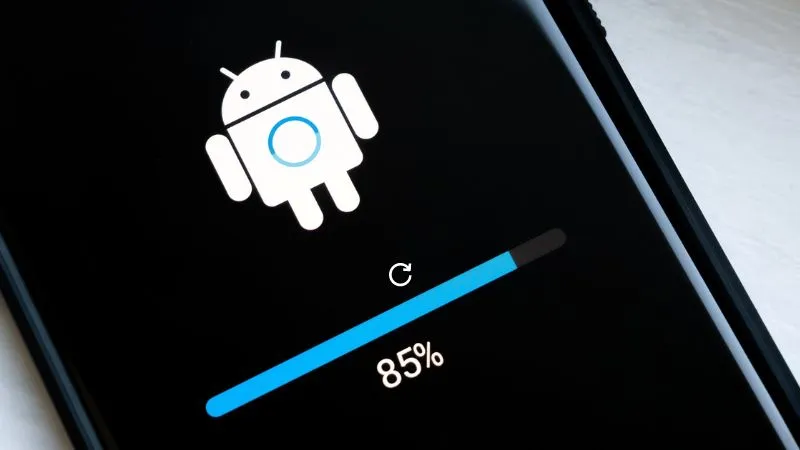 Cập nhật hệ điều hành thường xuyên là cách tối ưu hóa hiệu suất và khắc phục lỗi phần mềm