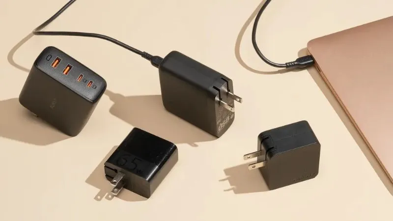 Sử dụng bộ sạc kém chất lượng không rõ nguồn gốc có thể gây ra hiện tượng nhiễu điện từ