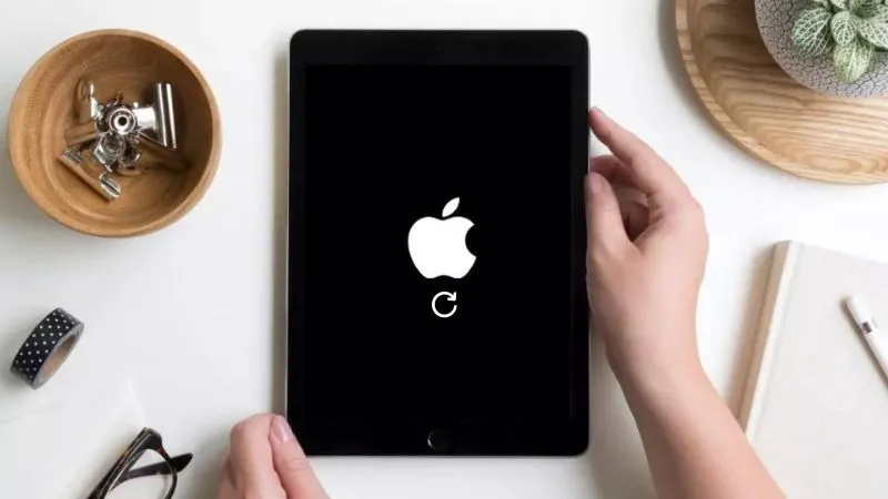 Khởi động lại máy tính bảng là giải pháp đơn giản và hiệu quả