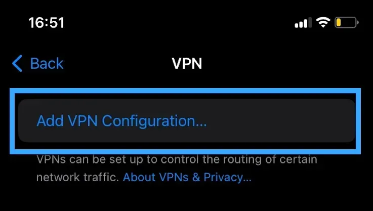 Giao diện thêm cấu hình VPN mới trên iPhone, yêu cầu nhập loại và thông tin kết nối