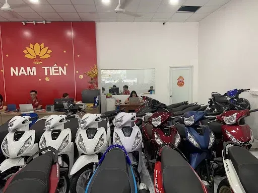 Bảng tính toán khoản vay và lãi suất khi mua xe máy trả góp, giúp xác định cách tính lãi suất mua xe máy trả góp chính xác