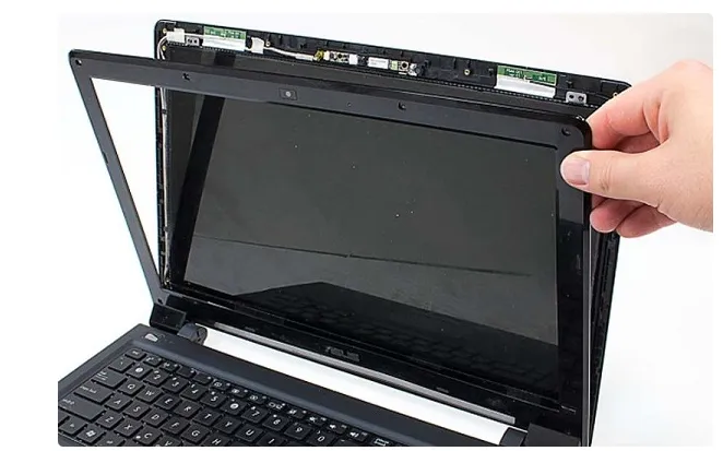 Hình ảnh minh họa vị trí và cấu tạo của vỉ cao áp bên trong màn hình máy tính