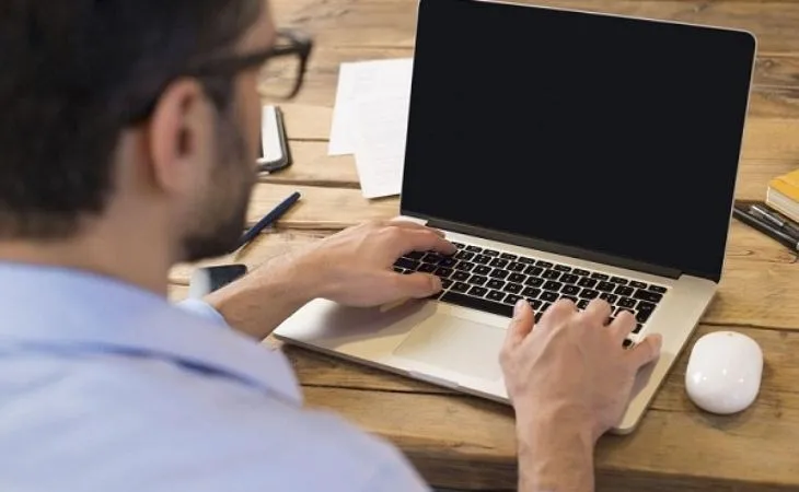 Quy trình chẩn đoán sự cố máy tính không lên màn hình