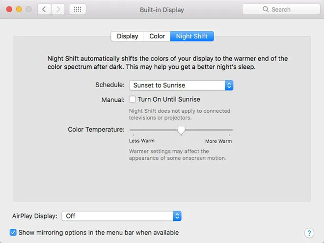 Mở System Preferences và Displays trên macOS