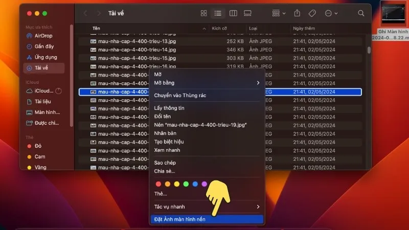Click chuột phải vào hình ảnh > Chọn Đặt Ảnh màn hình nền (Set Desktop Picture)