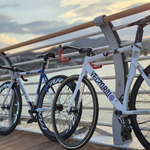 Meant To Be Remix TikTok: Phân Tích Hiện Tượng Sóng Gió Và Công Nghệ Đằng Sau Bản Phối DJ Gây Bão Mạng Xã Hội