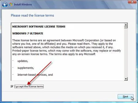 Lựa chọn Custom (Advanced) để tiến hành cài đặt Windows 7 mới