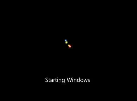 Giao diện yêu cầu đặt tên người dùng cho hệ điều hành Windows 7 sau khi cài đặt