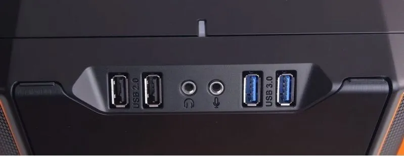 Các cổng kết nối I/O quan trọng trên mặt trước của case máy tính