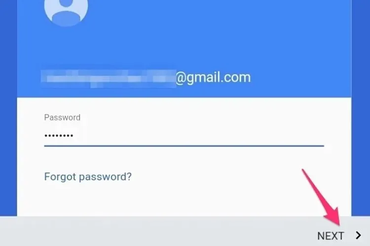 Nhập thông tin email và mật khẩu để đăng nhập tài khoản Google trên máy tính bảng hoặc điện thoại