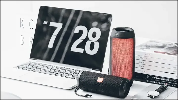 Cửa sổ cài đặt Power & sleep trong Windows 10 giúp thiết lập chế độ ngủ tự động và màn hình tắt