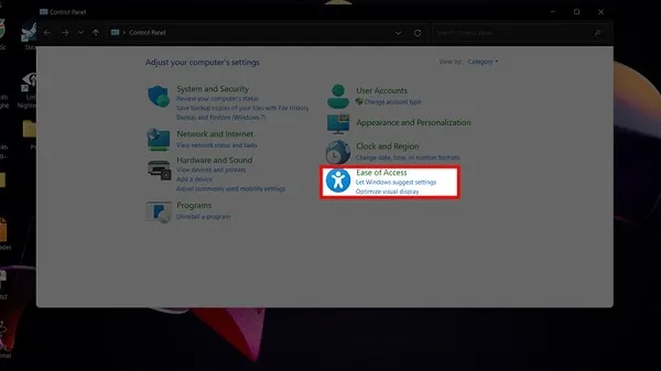 Truy cập Ease of Access Center trong Control Panel để tìm tùy chọn điều khiển chuột bằng bàn phím.