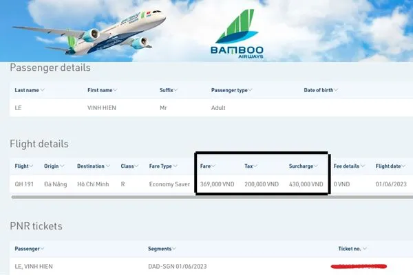 Tổng quan về các khoản thuế và lệ phí bắt buộc trong cấu trúc giá vé máy bay.