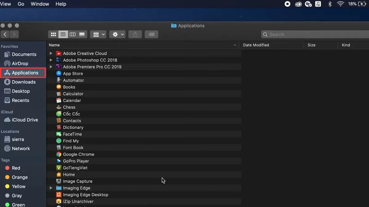 Vào Applications và tìm Snap Camera