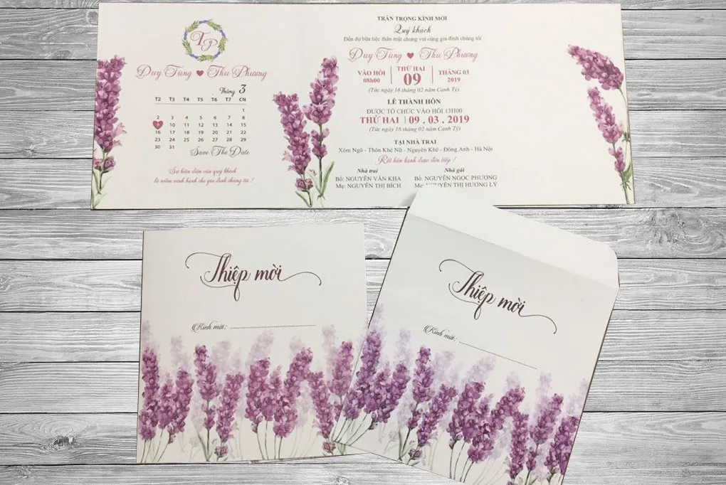 Chi Tiết Họa Tiết Hoa Văn Và Bố Cục Thiết Kế Thiệp Cưới Tối Giản Hiện Đại