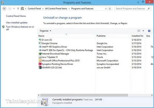 Danh sách các chương trình đã cài đặt trong Program and Features hiển thị ngày cài đặt và dung lượng