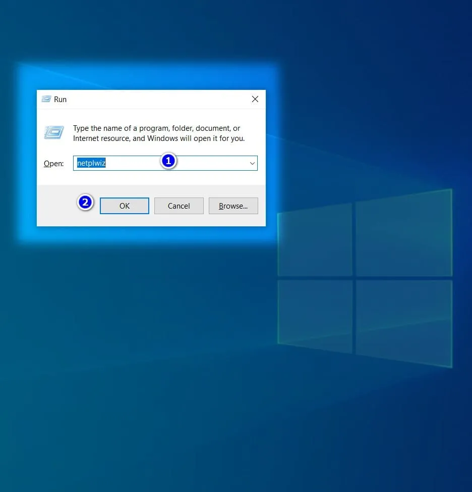 Mở hộp thoại Run và nhập lệnh Netplwiz để cấu hình người dùng