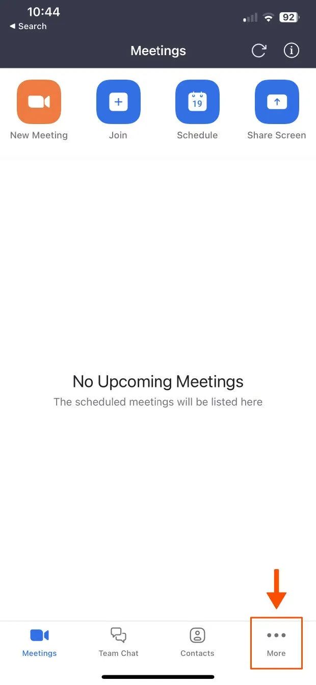 Tab More (Thêm) trong ứng dụng Zoom trên điện thoại