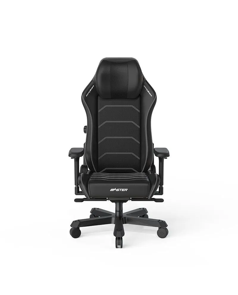 Ghế DXRACER Master Series, liên tưởng đến người dùng cần cách hẹn giờ máy tính tự tắt win 10 sau khi kết thúc ca làm việc hoặc buổi chơi game.
