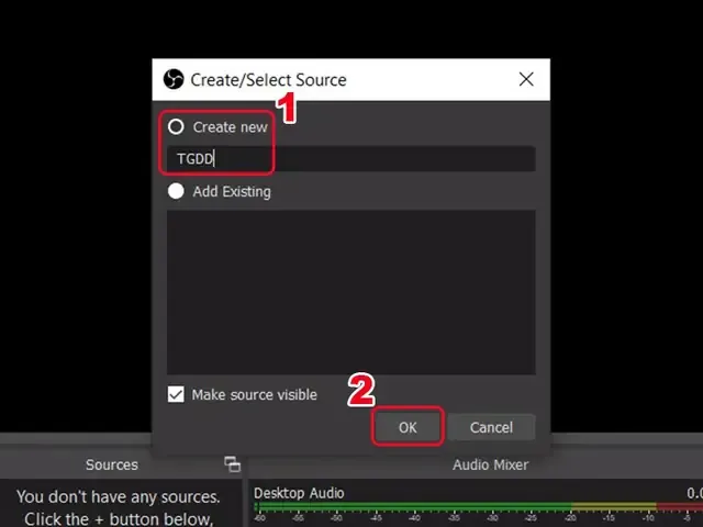 Thiết lập phòng làm việc chuyên nghiệp để live stream màn hình máy tính với máy tính và microphone