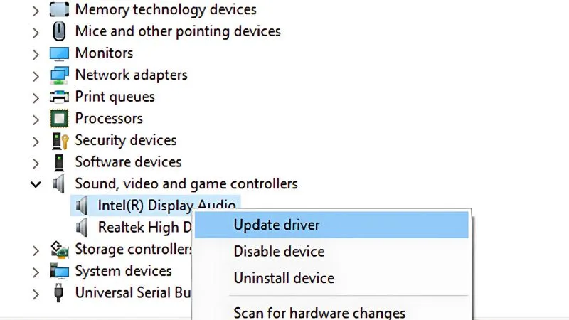 Thao tác update driver để khắc phục tình trạng loa máy tính bị rè do driver cũ