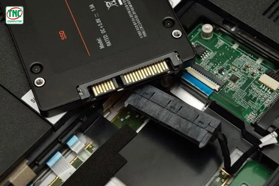 Linh kiện máy tính cũ kỹ ảnh hưởng đến hiệu suất hoạt động