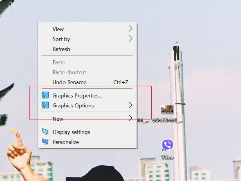 Kiểm tra thông tin card đồ họa qua menu chuột phải trên desktop