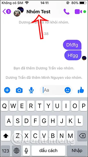 Nhấn vào tên nhóm chat Messenger để truy cập tùy chọn rời khỏi group