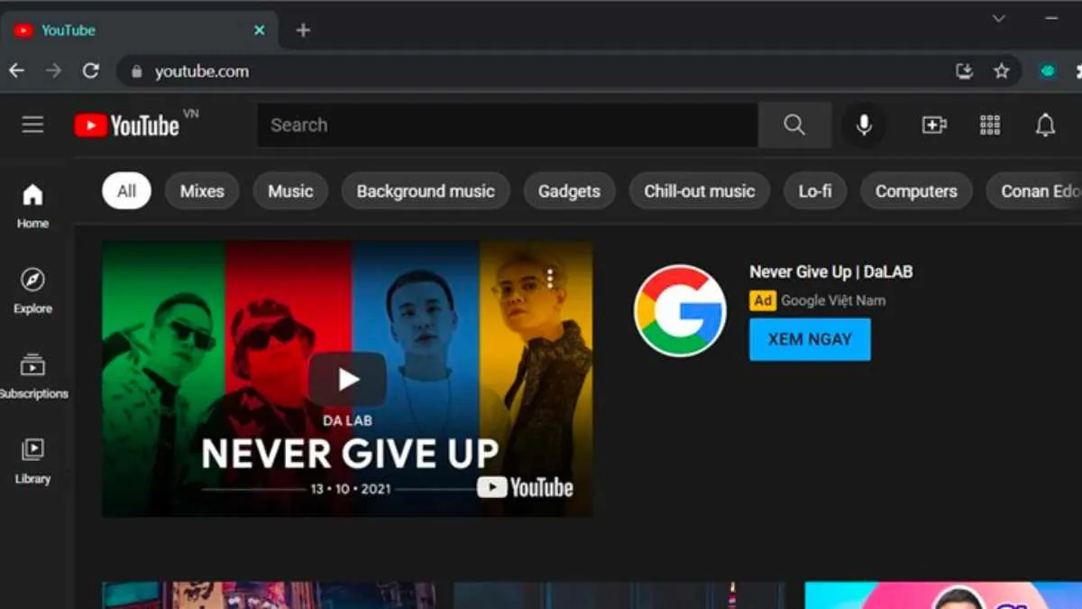 Giao diện chính của YouTube trước khi thực hiện các bước cài đặt PWA trên máy tính Windows