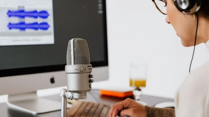 Test Microphone Trước Khi Livestream Và Thu Âm Chuyên Nghiệp