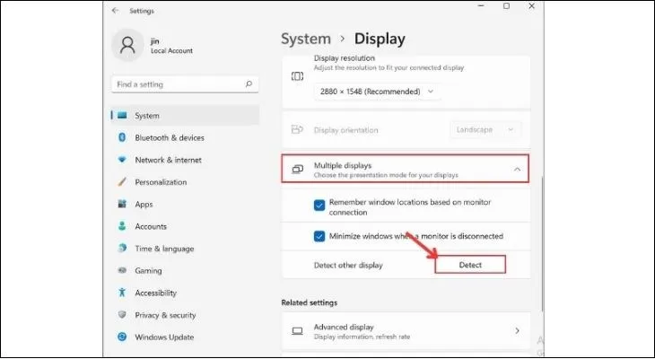 Tiếp theo bạn sẽ mở phần Multiple displays và chọn Detect khi nối 2 màn hình máy tính