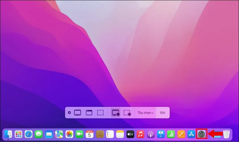 Nhấn chọn biểu tượng Cài đặt ngay trên màn hình chính của MacBook