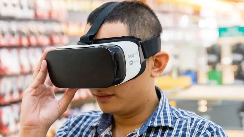 Phân tích ưu điểm nổi bật của kính thực tế ảo khi sử dụng trong nhiều lĩnh vực