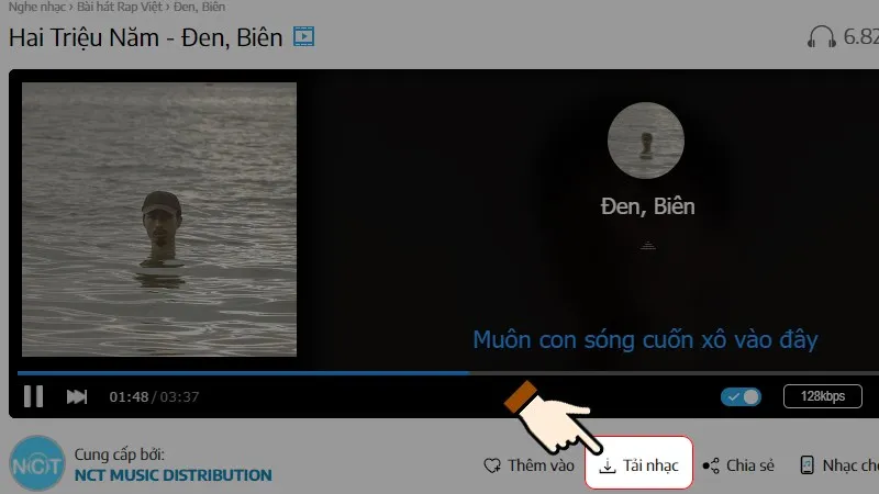 Nút tải nhạc xuất hiện ngay dưới tên bài hát cho phép người dùng lựa chọn lưu về máy tính
