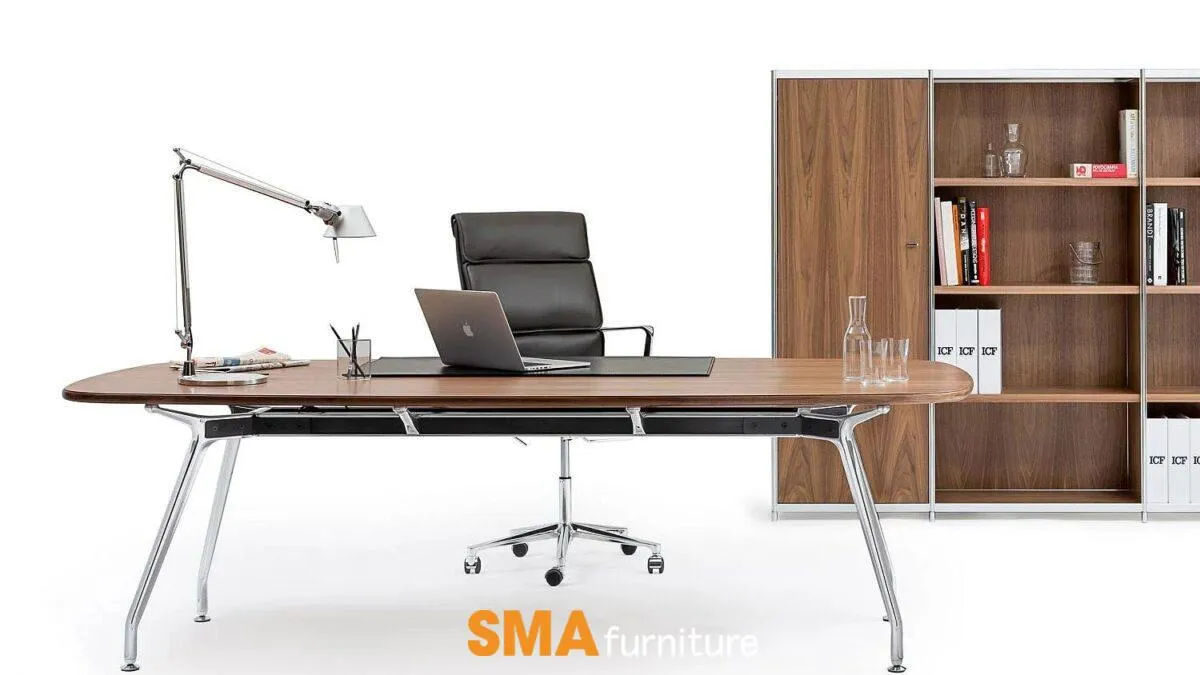 Bàn làm việc chân sắt dài 2m tạo không gian làm việc tại nhà rộng rãi